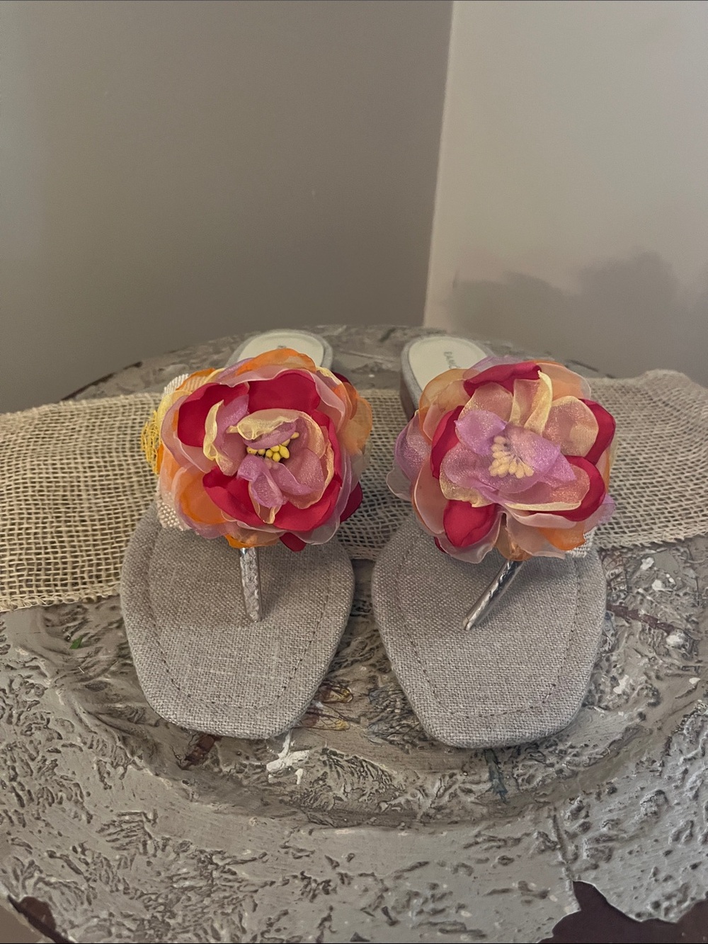 Ramon Tenza Floral Toe-Post Sandals in Pink, Orange & Gray